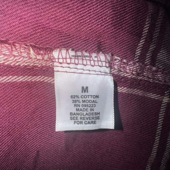 Woman’s Willow Creek Boyfriend Fit Plaid Shirt - Picture 5 of 13